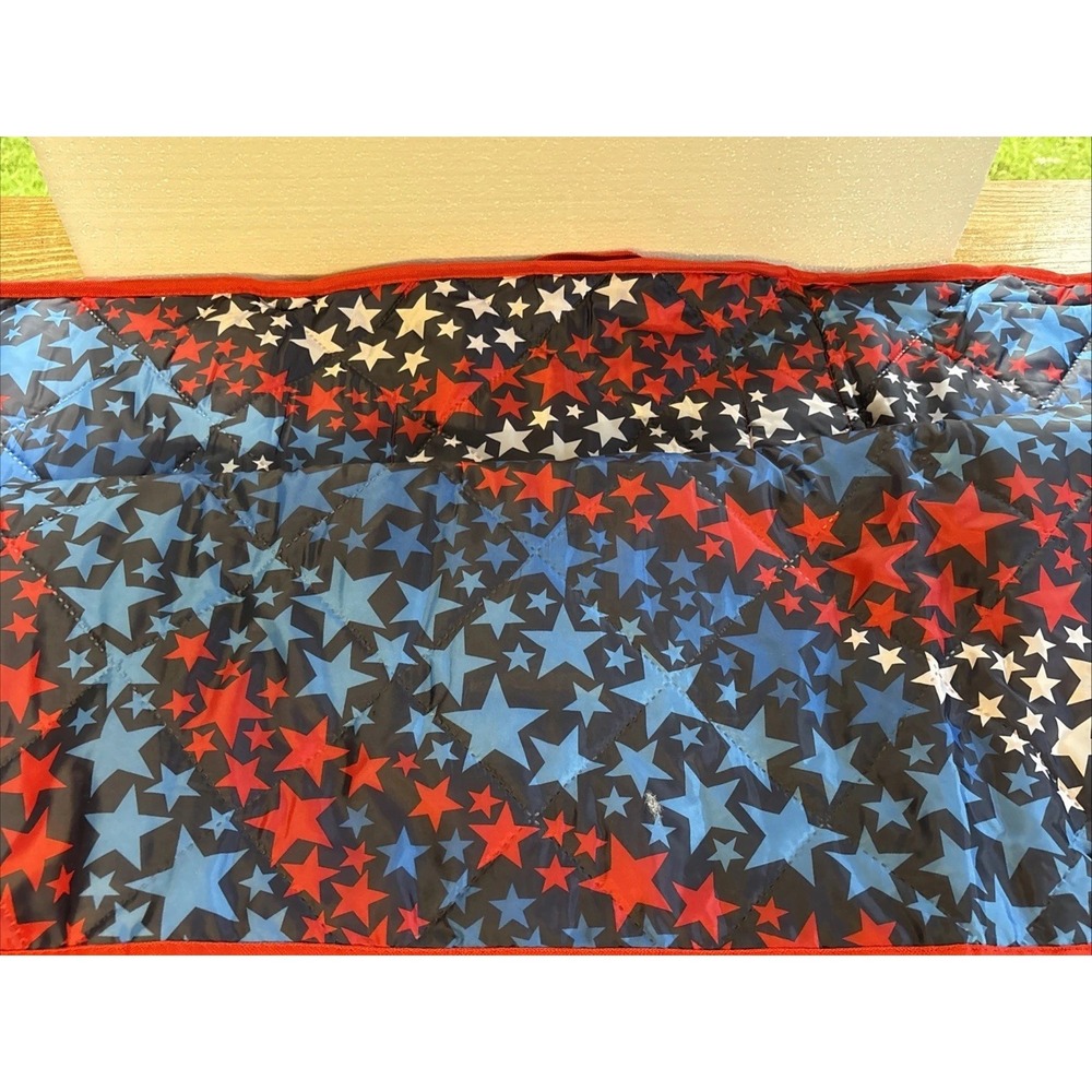 Fold Away USA Outdoor Blanket In A Bag 60"x 70" Patriotic For Picnic/Lawn/Beach - Picture 6 of 7